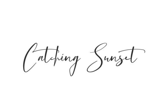 Catching Sunset: A Font with Coastal Elegance